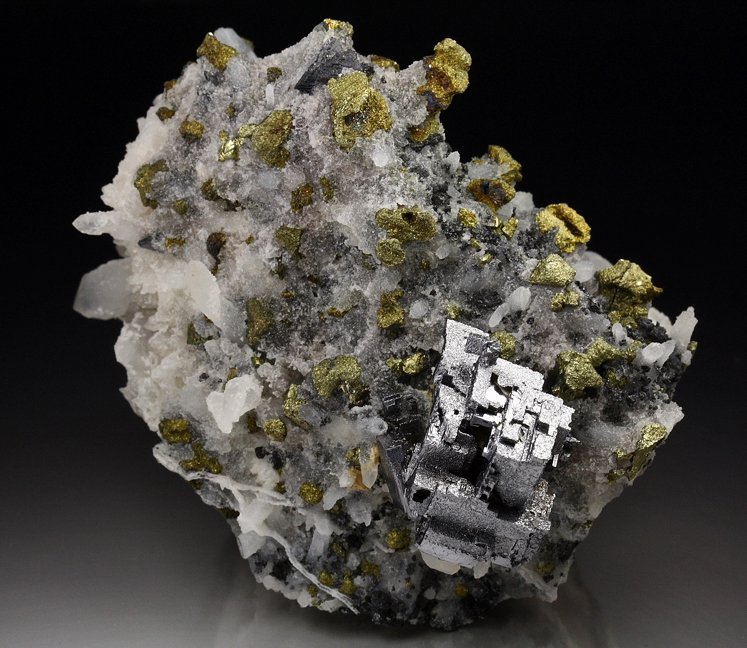 skeletal GALENA, scepter QUARTZ, CHALCOPYRITE, SPHALERITE