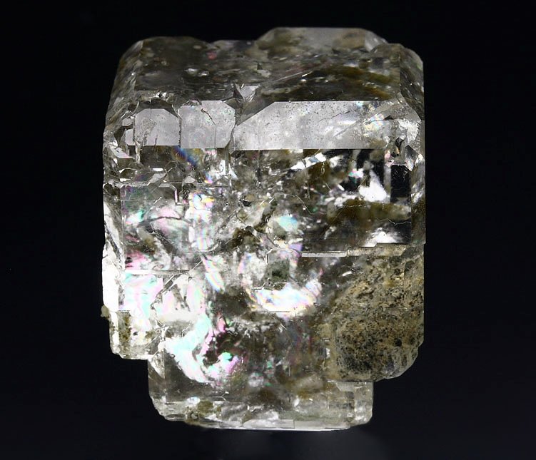 water-clear FLUORITE impaled with QUARTZ