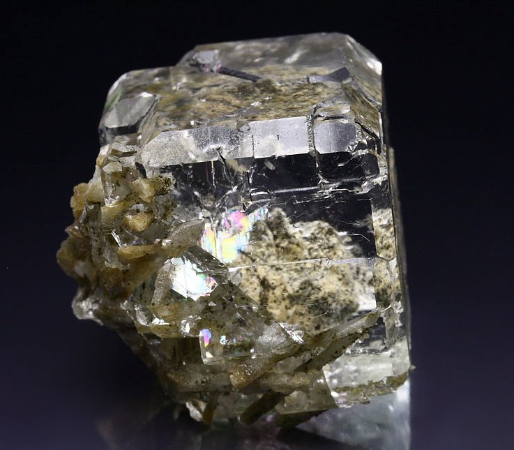 water-clear FLUORITE impaled with QUARTZ