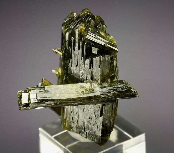 EPIDOTE