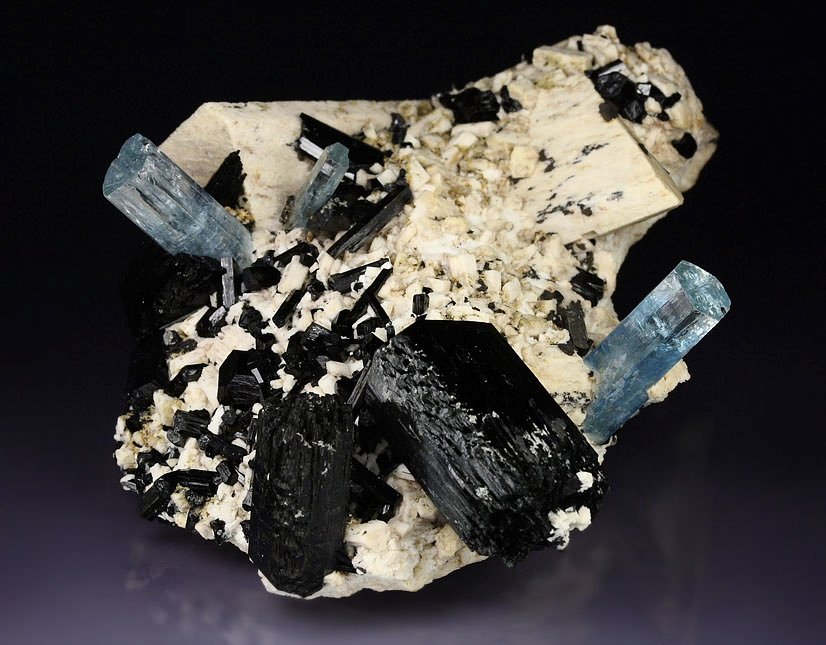 gem BERYL var. AQUAMARINE, TOURMALINE var. SCHORL, MICROCLINE