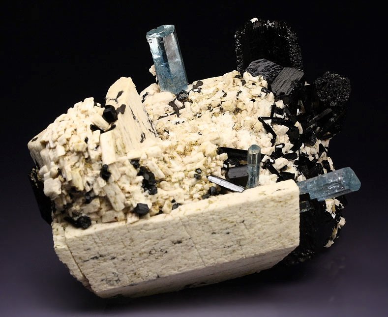 gem BERYL var. AQUAMARINE, TOURMALINE var. SCHORL, MICROCLINE