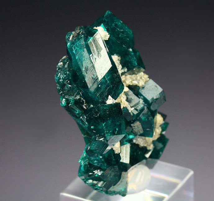 gem DIOPTASE, QUARTZ