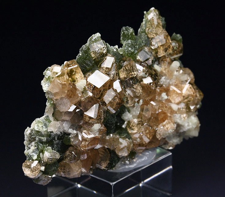 gem GARNET var. GROSSULAR, CLINOCHLORE, DIOPSIDE