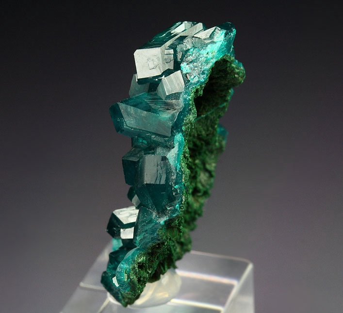 bi-terminated DIOPTASE, MALACHITE