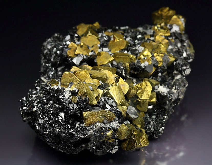 CHALCOPYRITE, SPHALERITE, QUARTZ