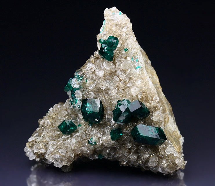 gem DIOPTASE, CALCITE