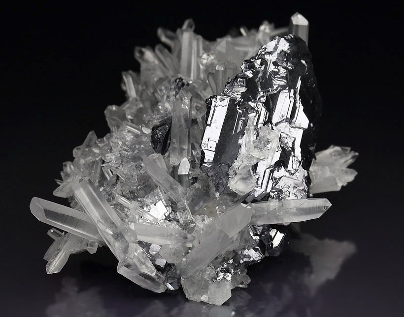 GALENA - SPINEL LAW TWIN, QUARTZ