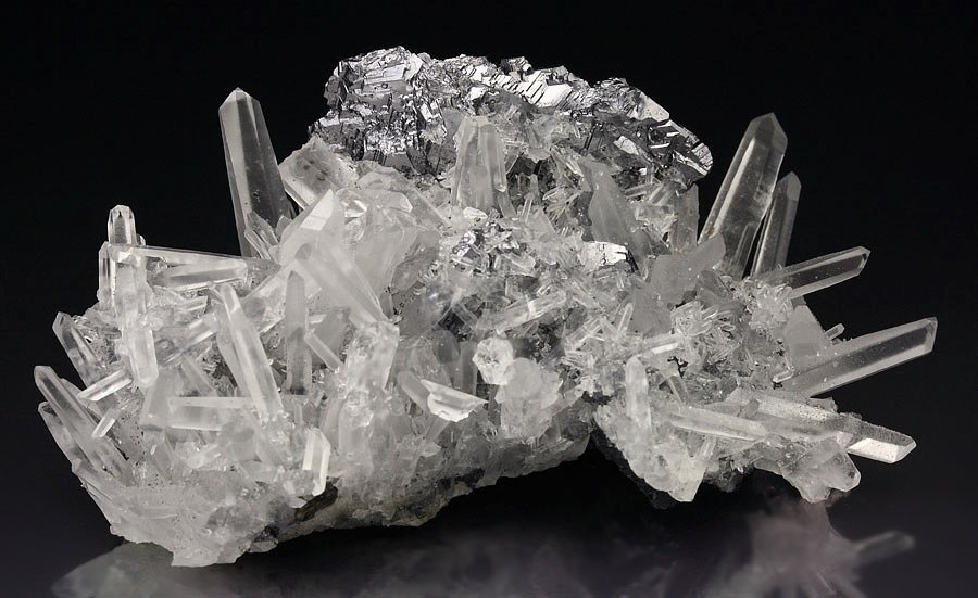 GALENA - SPINEL LAW TWIN, QUARTZ