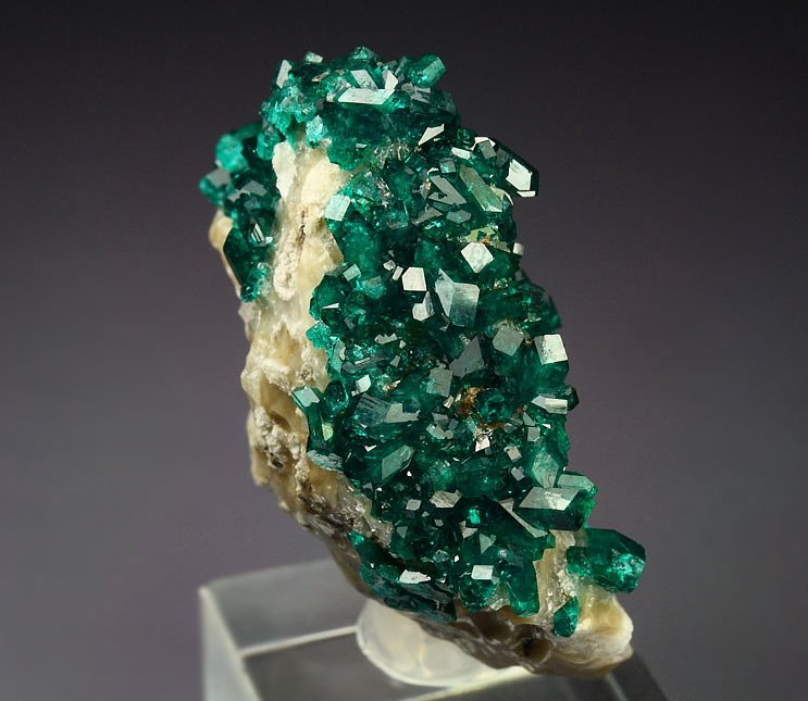 gem DIOPTASE