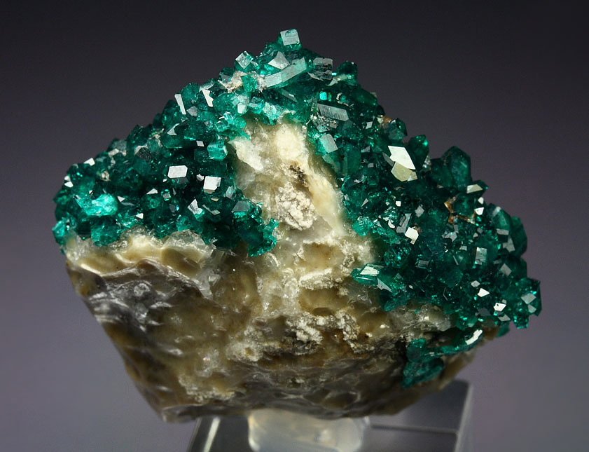 gem DIOPTASE