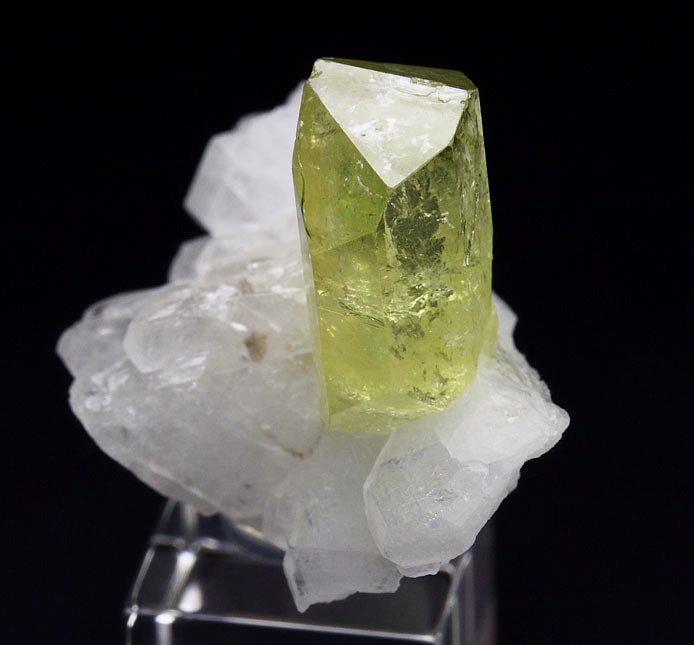 gem BRAZILIANITE, ALBITE