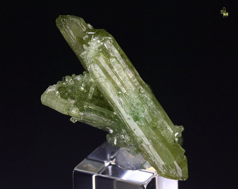 gemmy VESUVIANITE bi-terminated 