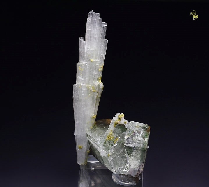 APOPHYLLITE, SCOLECITE