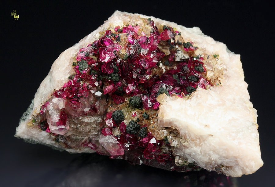 gem ROSELITE, HETEROGENITE, CALCITE