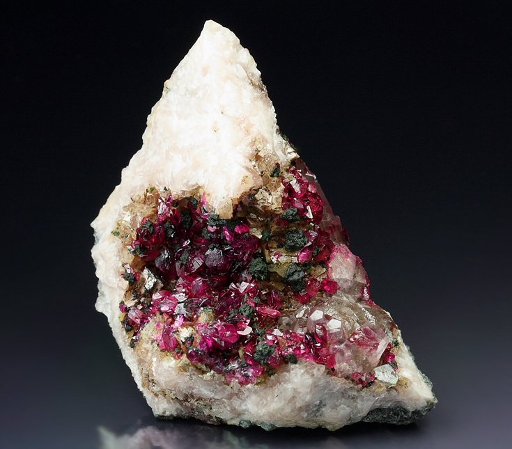 gem ROSELITE, HETEROGENITE, CALCITE