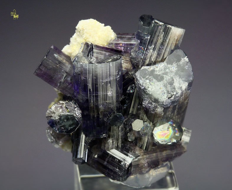 gem FLUORAPATITE bi-terminated