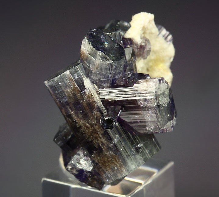 gem FLUORAPATITE bi-terminated