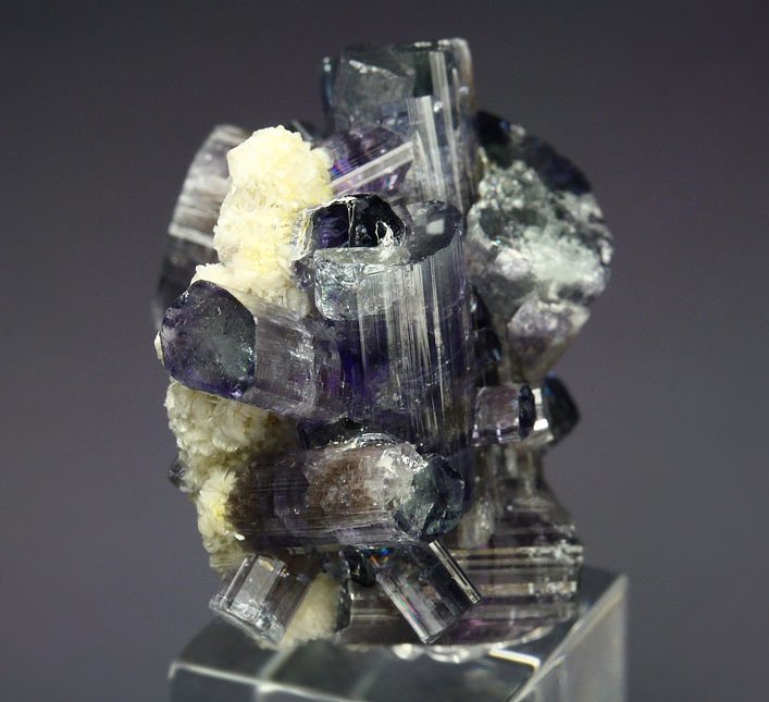 gem FLUORAPATITE bi-terminated