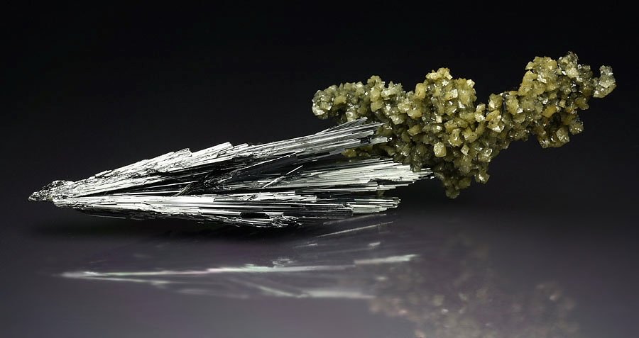 STIBNITE, SIDERITE