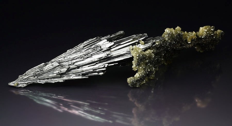 STIBNITE, SIDERITE