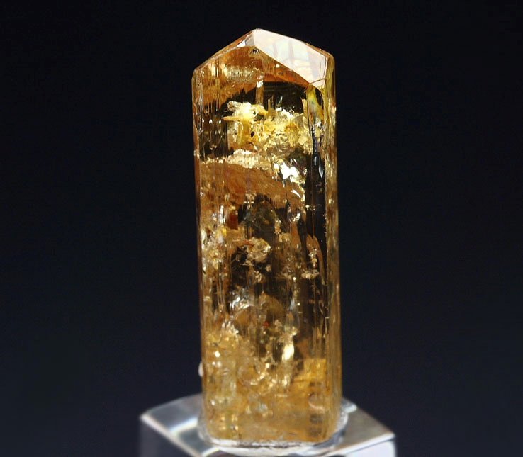 gem TOPAZ var. IMPERIAL TOPAZ