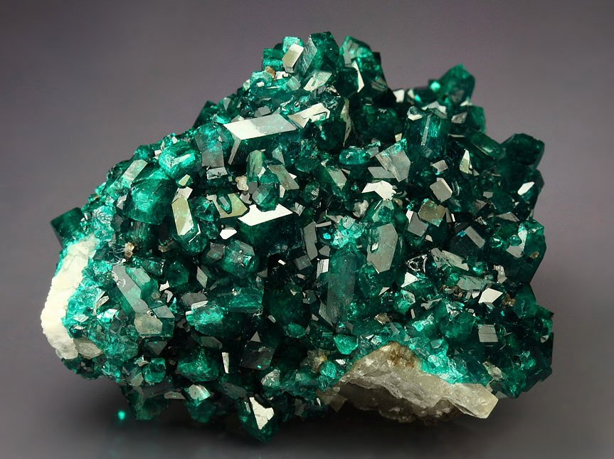 gem DIOPTASE