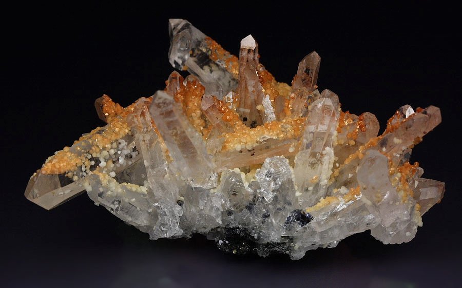 bi-terminated QUARTZ, CALCITE