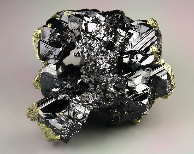 skeletal SPHALERITE, CHALCOPYRITE, PYRITE