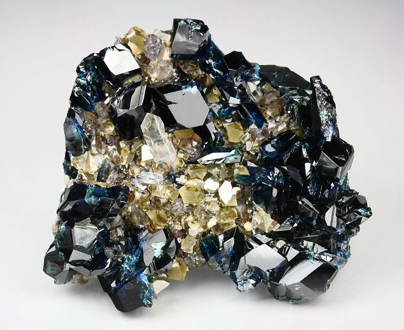 gemmy LAZULITE, SIDERITE, QUARTZ