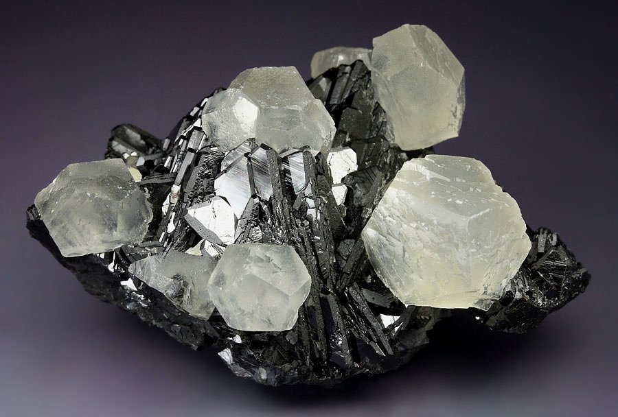 new find - SPHALERITE, CALCITE