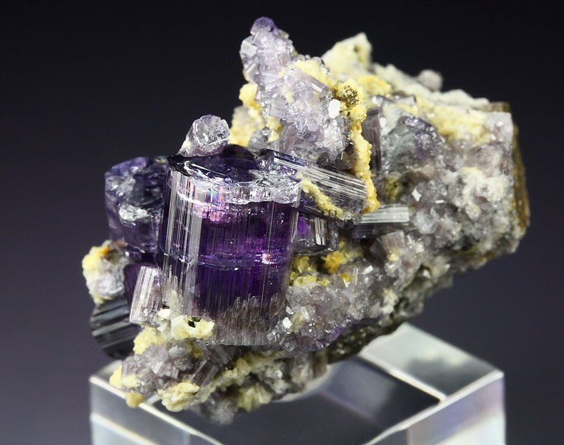 gem FLUORAPATITE