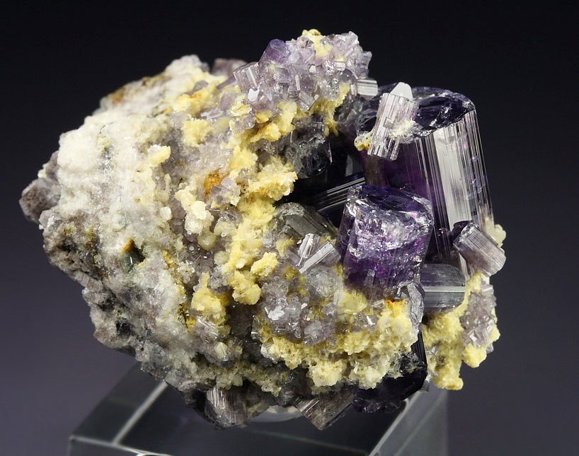 gem FLUORAPATITE