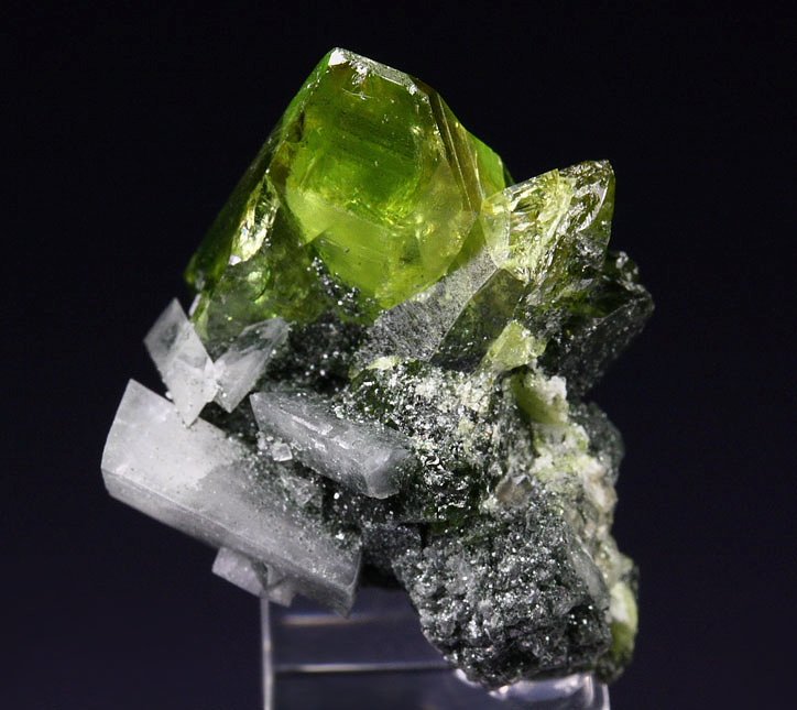 gem TITANITE twinned, K FELDSPAR var. ADULARIA