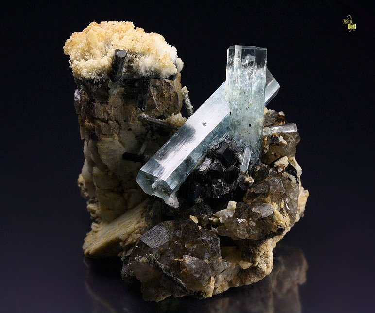 gem BERYL var. AQUAMARINE, TOURMALINE var. SCHORL, QUARTZ var. SMOKY, FELDSPAR