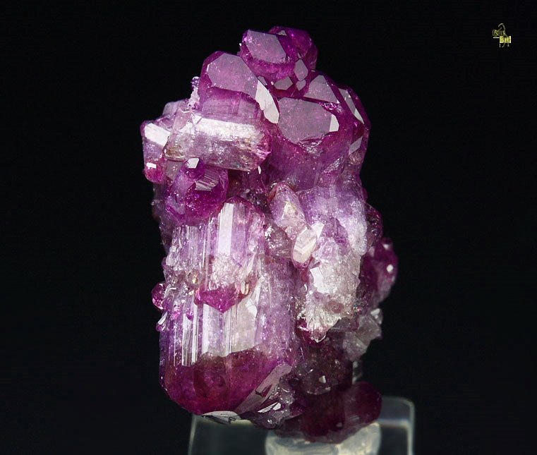 gem VESUVIANITE var. MANGANOAN with RASPBERRY CAPS 