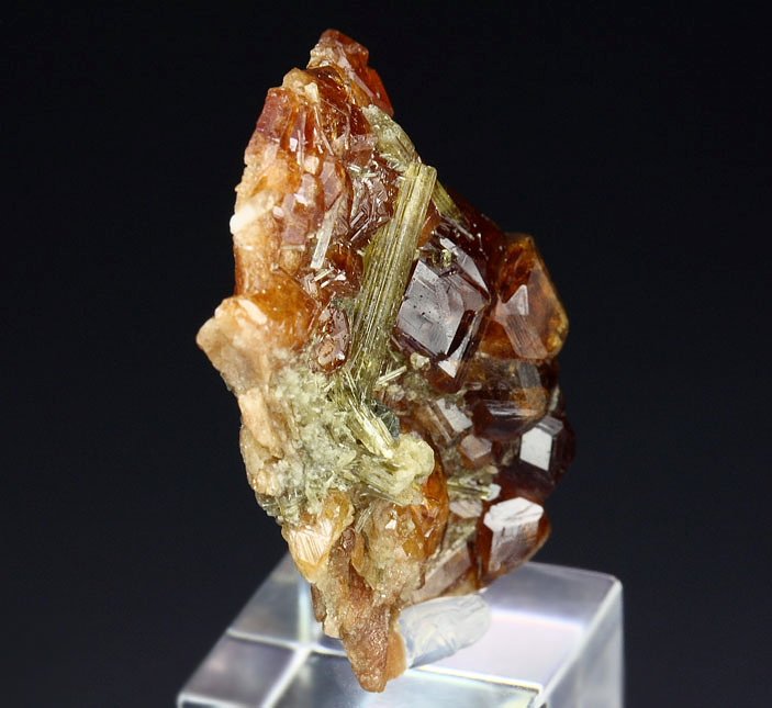 gem GARNET var. HESSONITE, DIOPSIDE