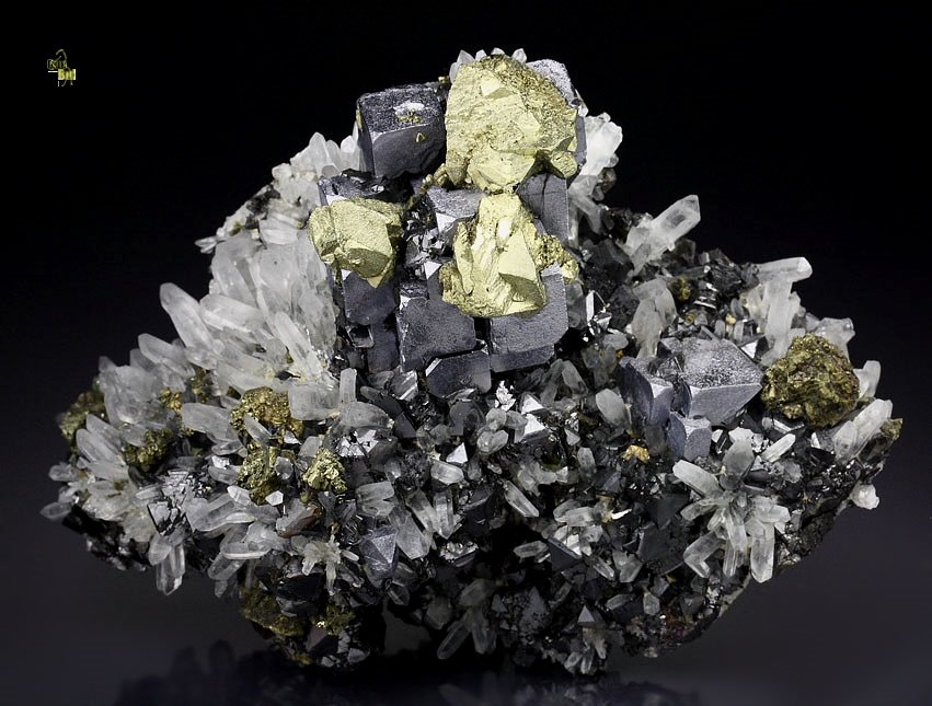 CHALCOPYRITE, skeletal GALENA, SPHALERITE, QUARTZ