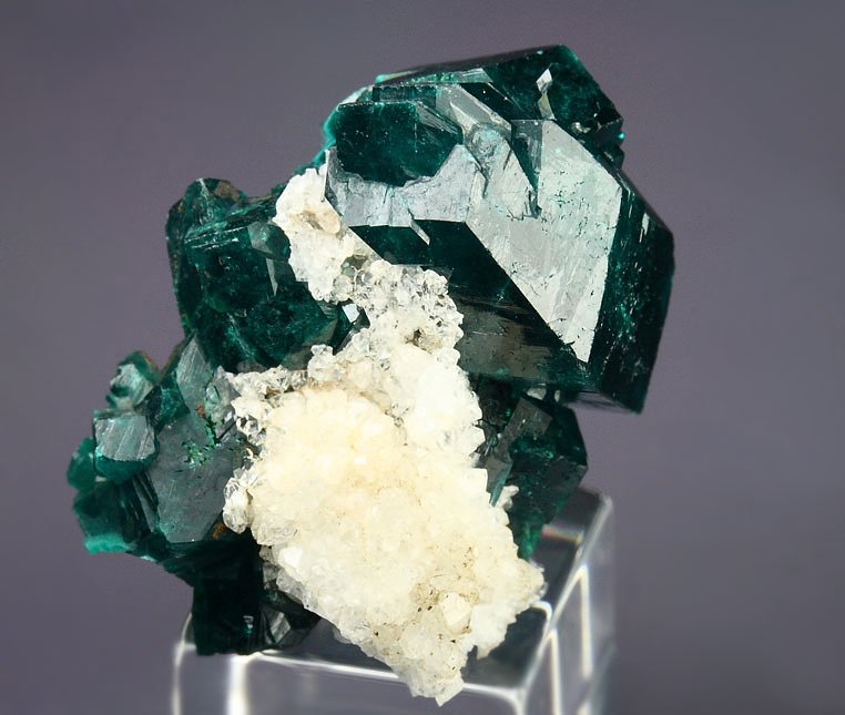 bi-terminated DIOPTASE, QUARTZ