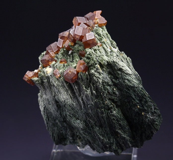 GARNET var. ANDRADITE, HEDENBERGITE