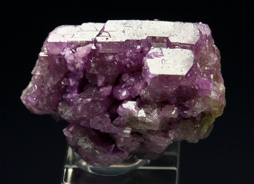VESUVIANITE var. MANGANOAN