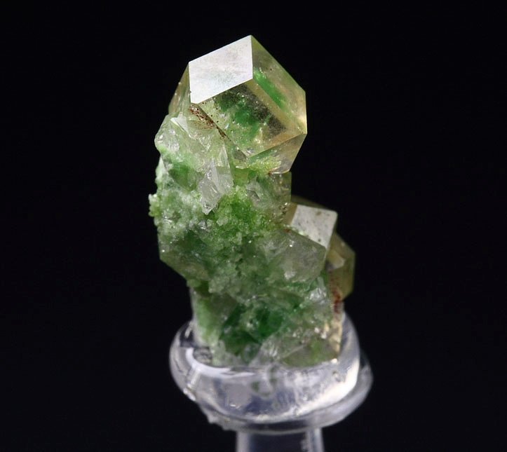 gem GARNET var. GROSSULAR with GREEN CHROMIAN PHANTOMS