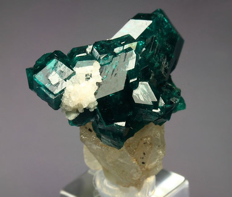 gemmy DIOPTASE bi-terminated, QUARTZ, CALCITE