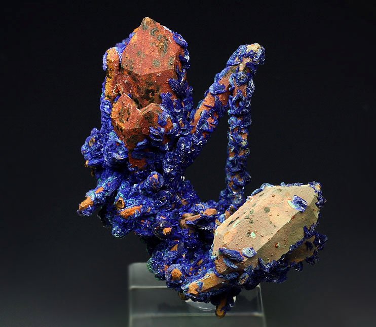 AZURITE, QUARTZ with HEMATITE coating