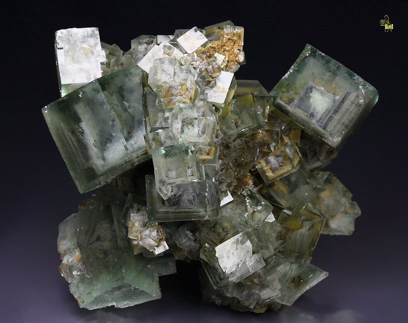 FLUORITE with PHANTOMS