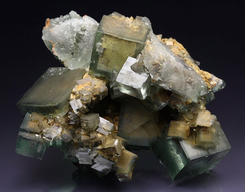 FLUORITE with PHANTOMS