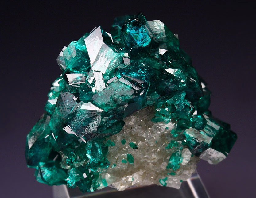 gem DIOPTASE, CALCITE