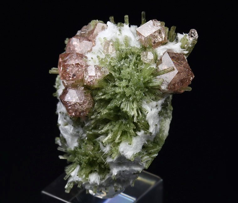 gem PINK GARNET var. GROSSULAR, WOLLASTONITE, DIOPSIDE  