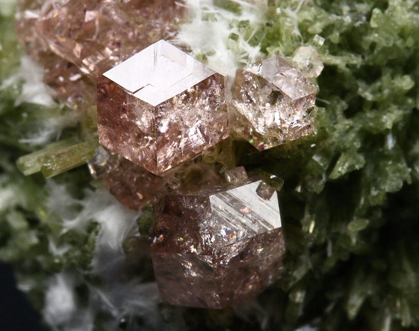 gem PINK GARNET var. GROSSULAR, WOLLASTONITE, DIOPSIDE  