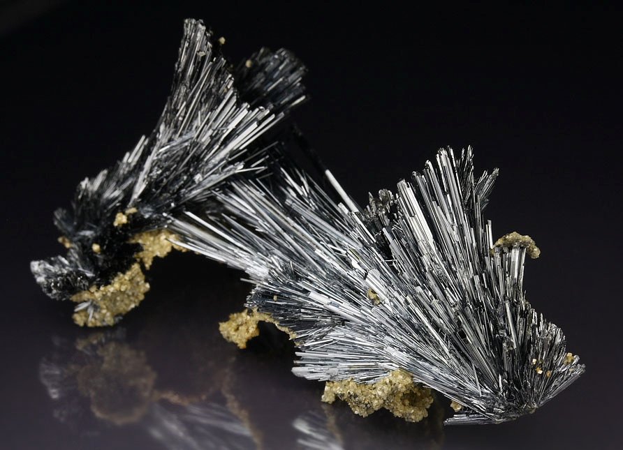 STIBNITE, SIDERITE